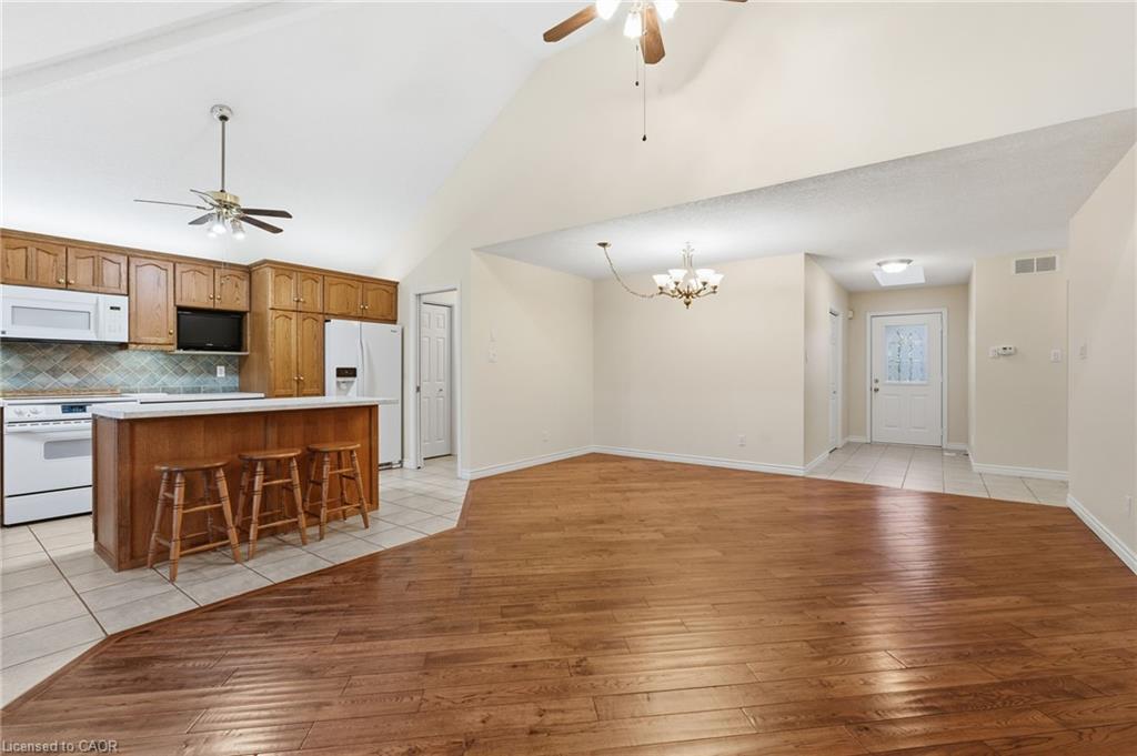 120 York Street E Property Photo 10