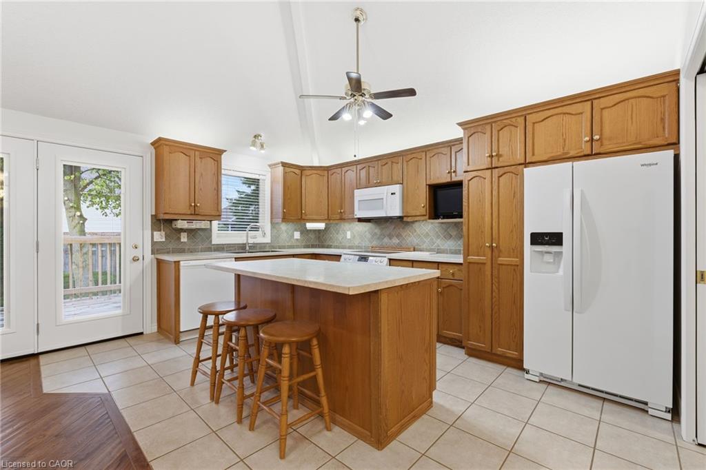 120 York Street E Property Photo 12