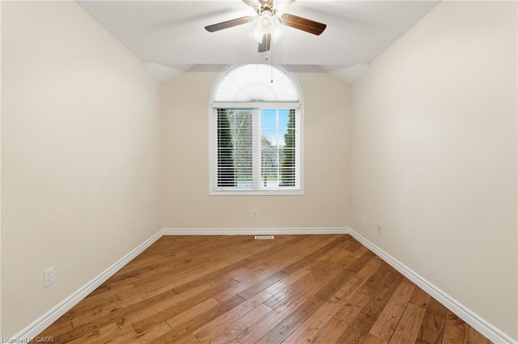 120 York Street E Property Photo 15