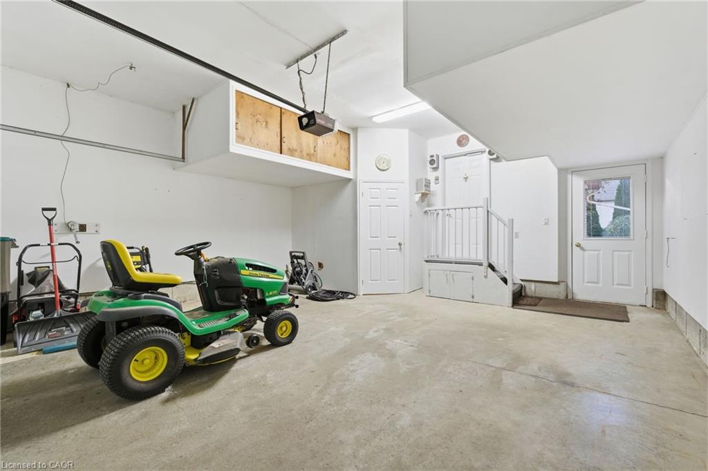 120 York Street E Property Photo 39