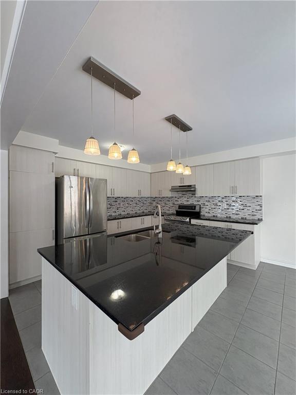 51 Pointer Street Property Photo 7