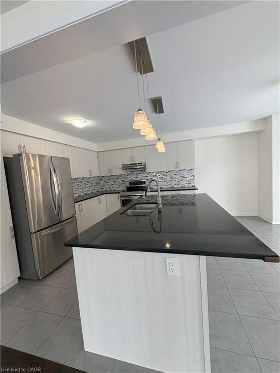 51 Pointer Street Property Photo 8