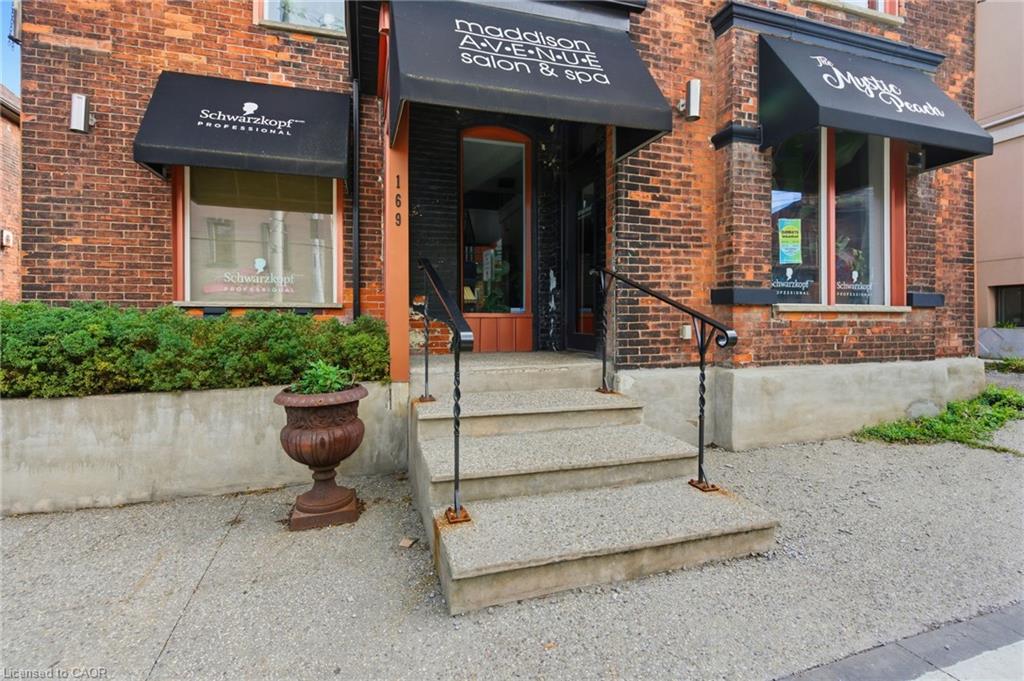 3-169 Locke Street S Property Photo 5