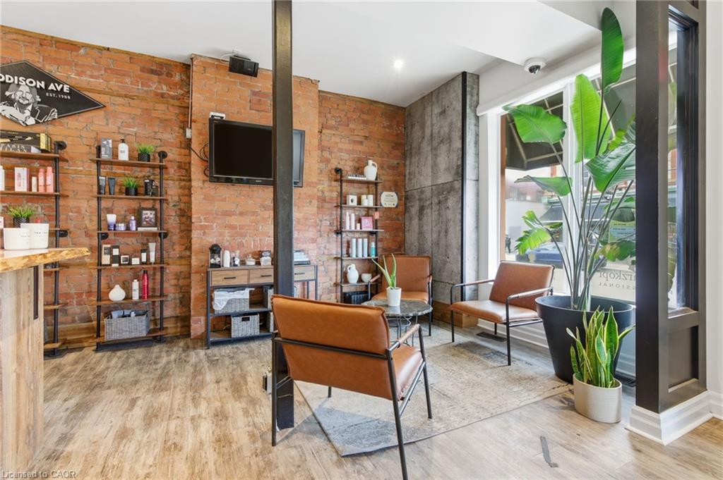 3-169 Locke Street S Property Photo 8