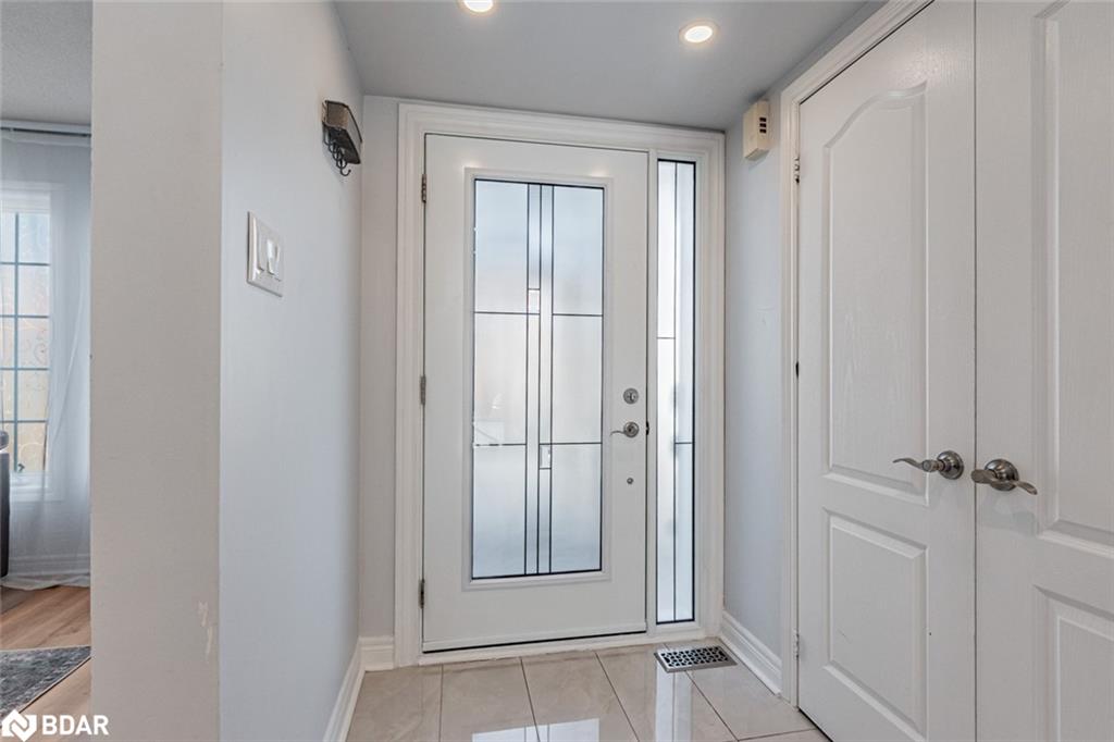 129 Flagstone Way Property Photo 3