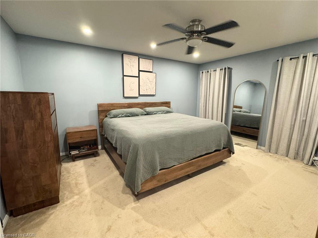 27 Cornerstone Drive Property Photo 4