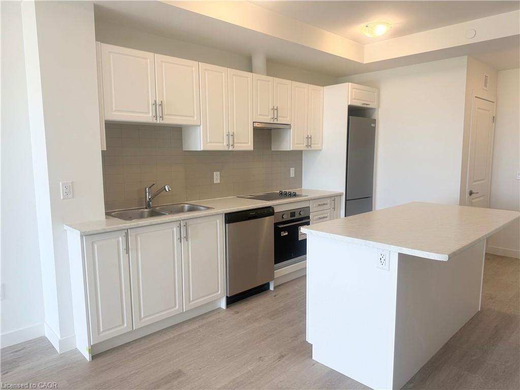 410-461 Green Road Property Photo 3