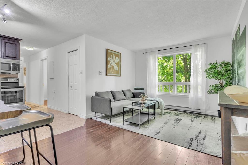 7-119 Cedar Street S Property Photo 4