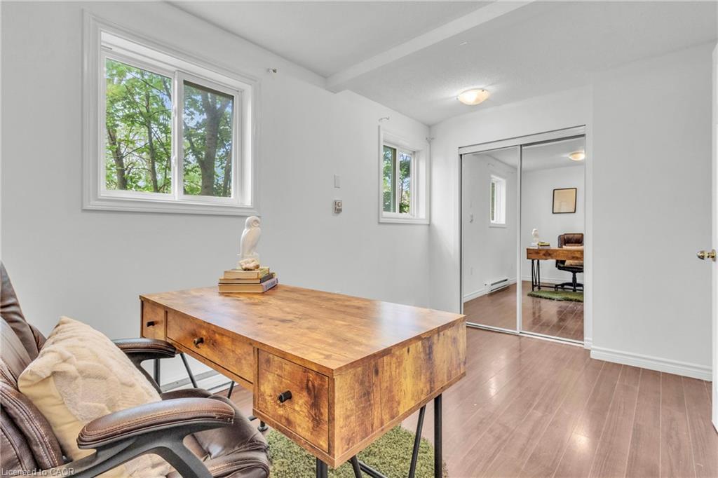 7-119 Cedar Street S Property Photo 17