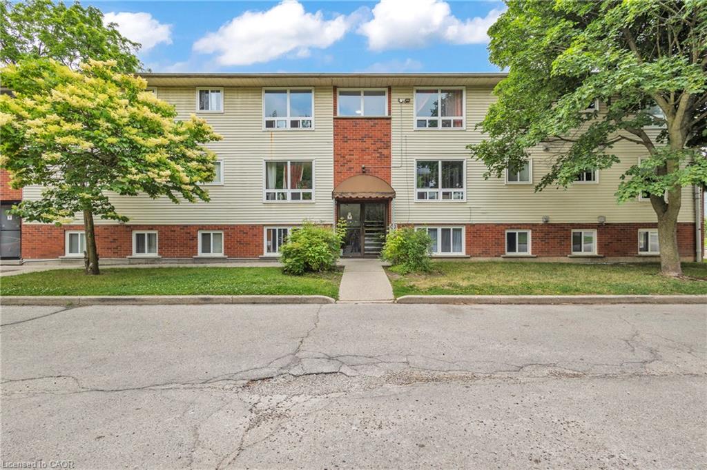 7-119 Cedar Street S Property Photo 25