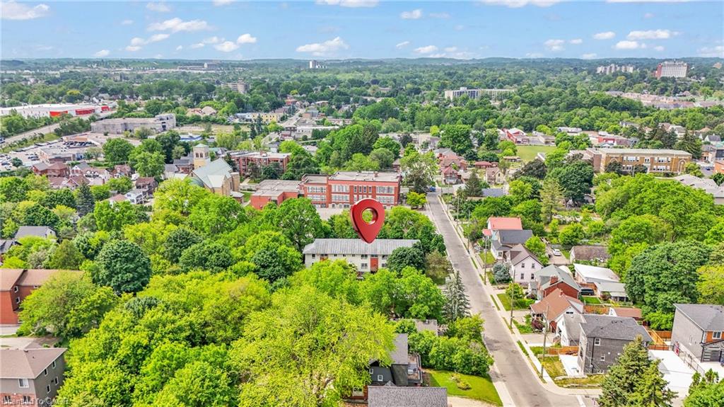 7-119 Cedar Street S Property Photo 26