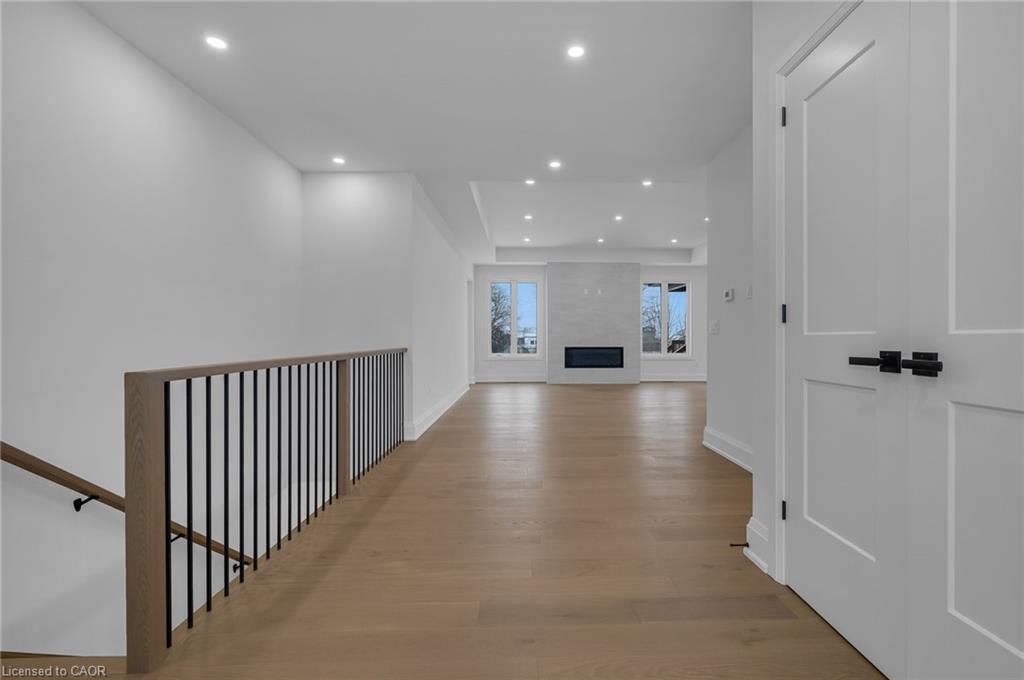 3643 Vosburgh Place Property Photo 3