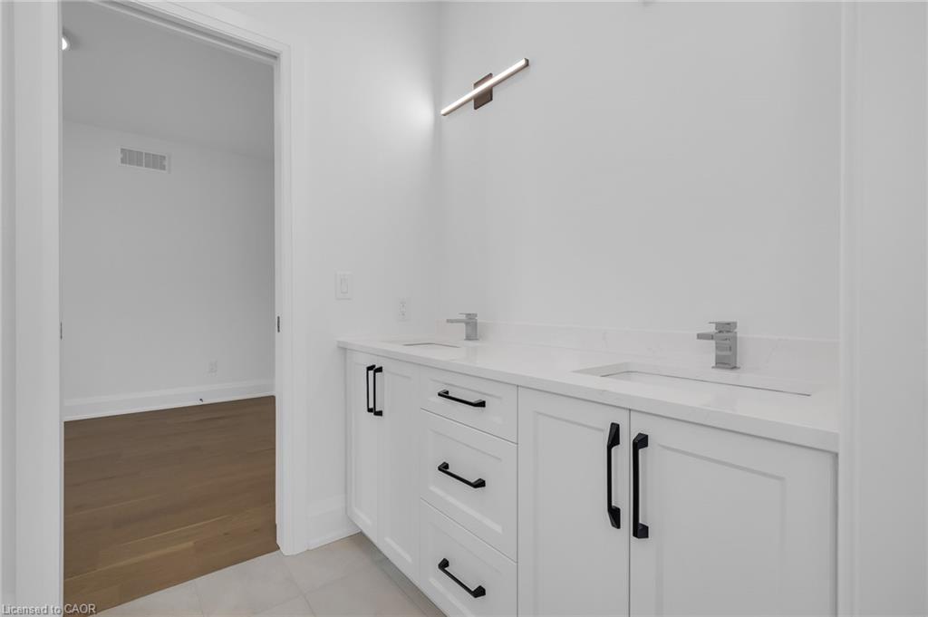 3643 Vosburgh Place Property Photo 21