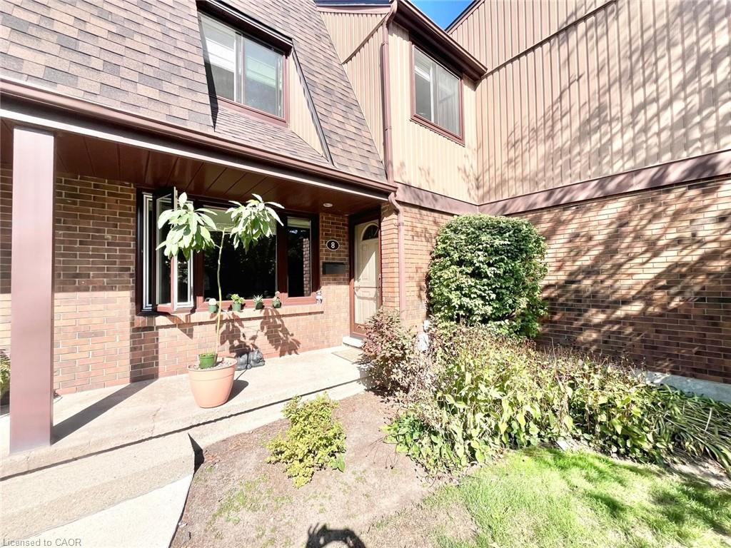 8-279 Sandowne Drive Property Photo 27