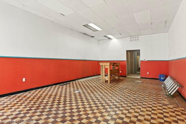 196 1/2 Kenilworth Avenue N Property Photo 5