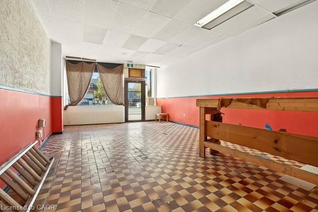 196 1/2 Kenilworth Avenue N Property Photo 7