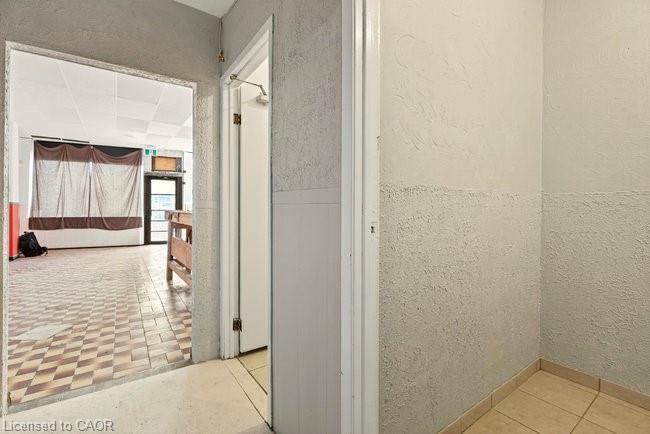 196 1/2 Kenilworth Avenue N Property Photo 10