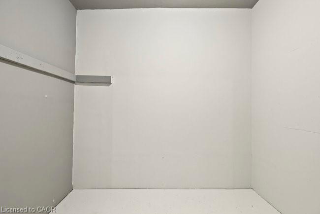 196 1/2 Kenilworth Avenue N Property Photo 14