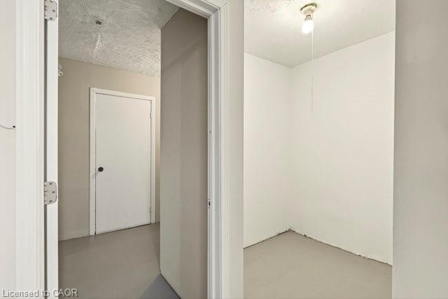 196 1/2 Kenilworth Avenue N Property Photo 18