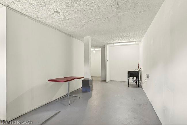 196 1/2 Kenilworth Avenue N Property Photo 21