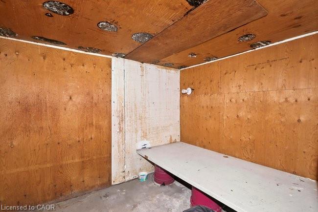 196 1/2 Kenilworth Avenue N Property Photo 25