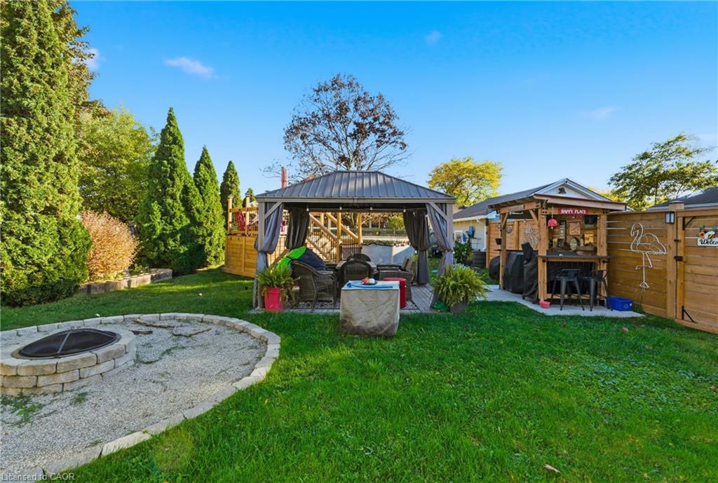 14 Heywood Avenue Property Photo 8