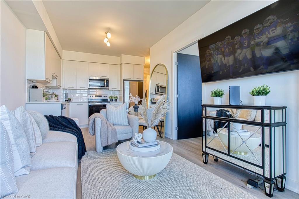 1204-385 Winston Road Property Photo 1