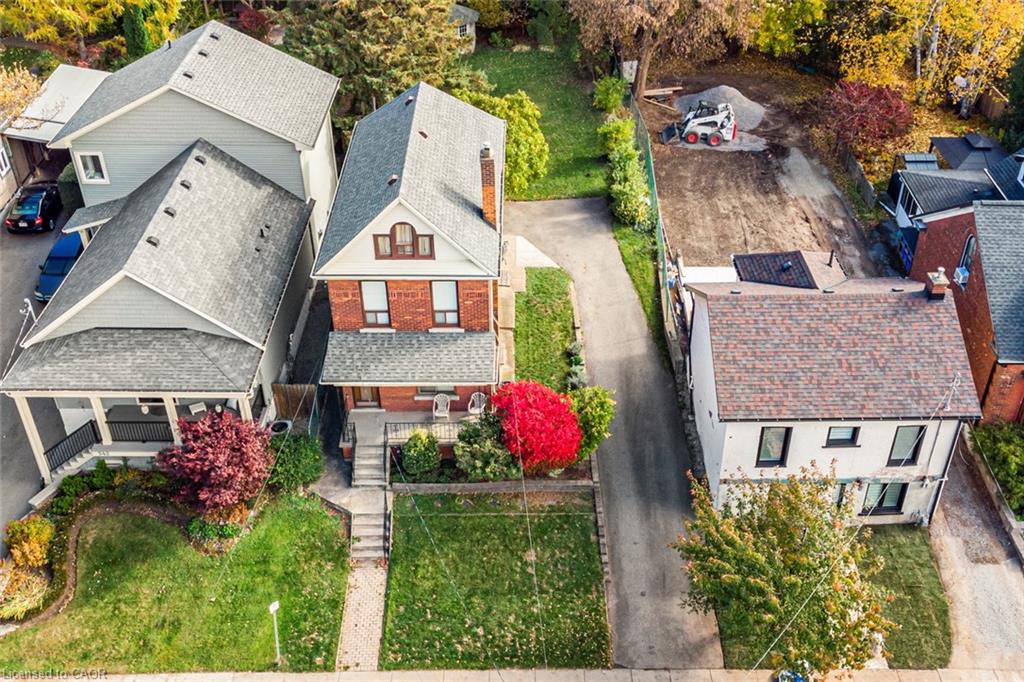 538 Hughson Street N Property Photo 5