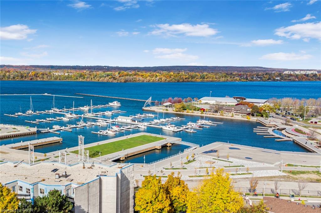 538 Hughson Street N Property Photo 43