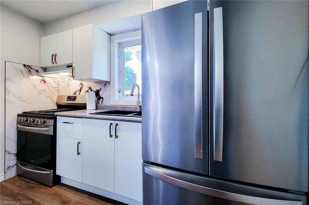 4532 Garden Gate Terrace Property Photo 18