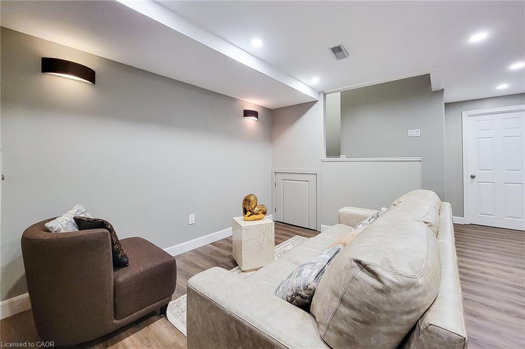 4532 Garden Gate Terrace Property Photo 35