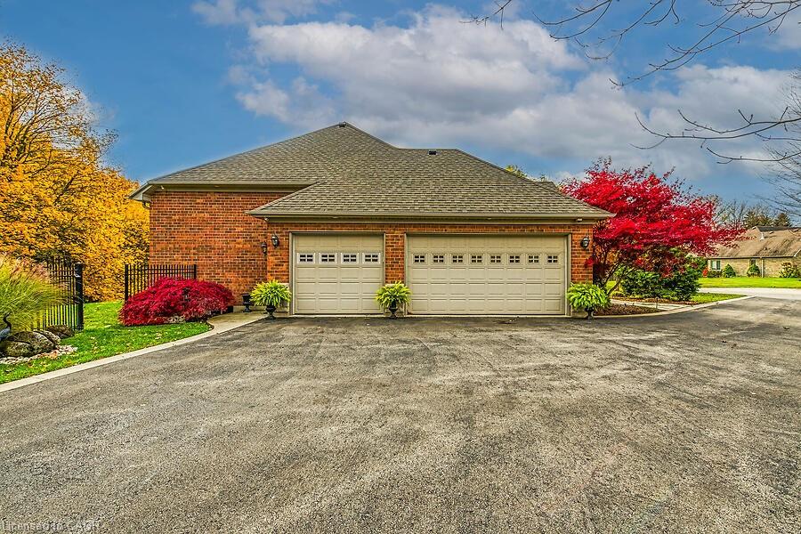 27 Sun Avenue Property Photo 35