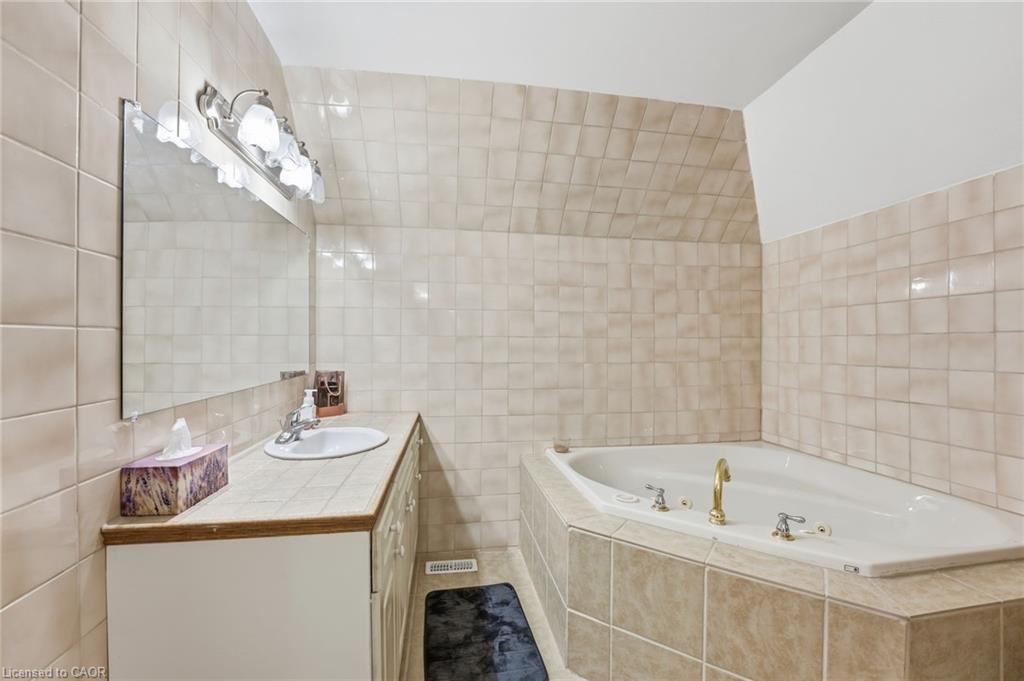 26 Terrace Hill Street Property Photo 23