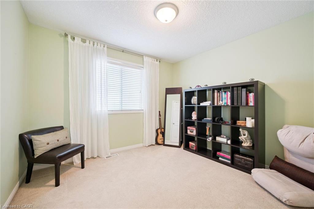 394 Sauve Crescent Property Photo 21