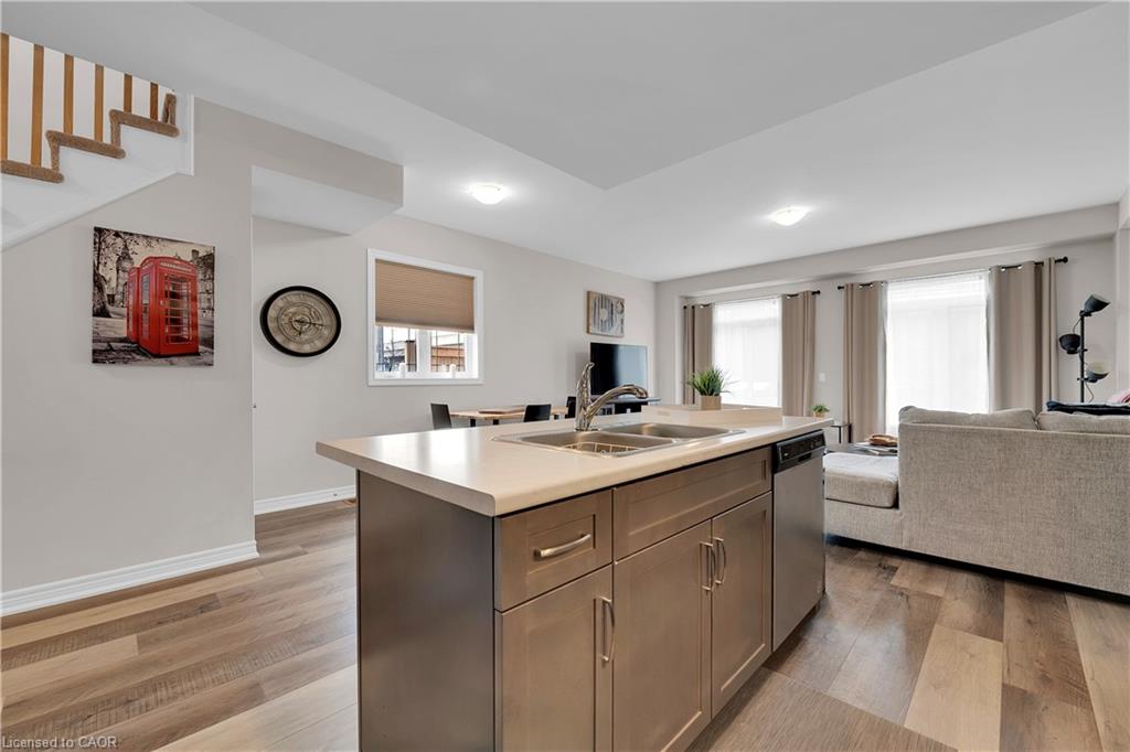 24-27 Rachel Drive Property Photo 14