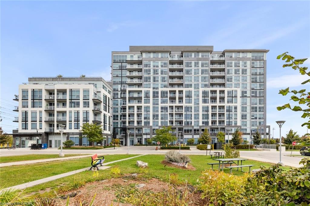 226-1050 Main Street E Property Photo 1