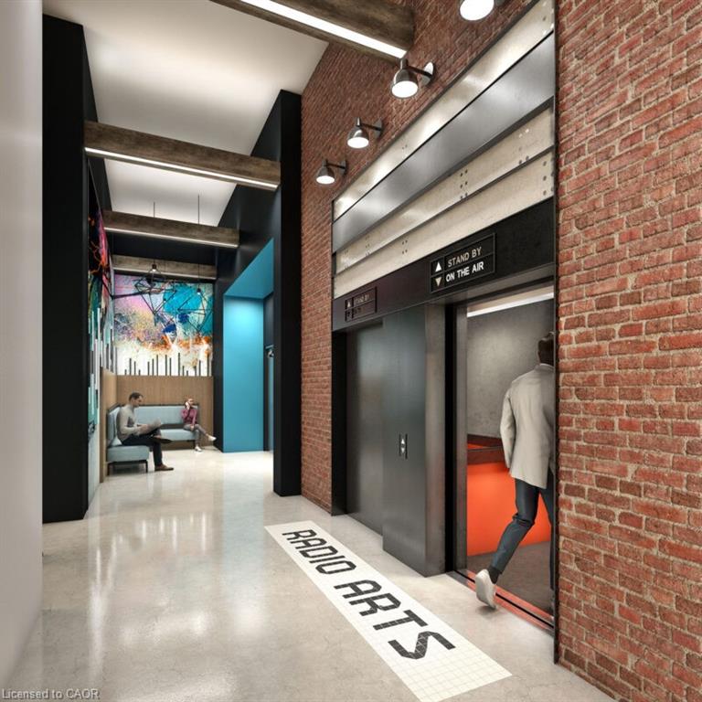 1006-206 King Street W Property Photo 3