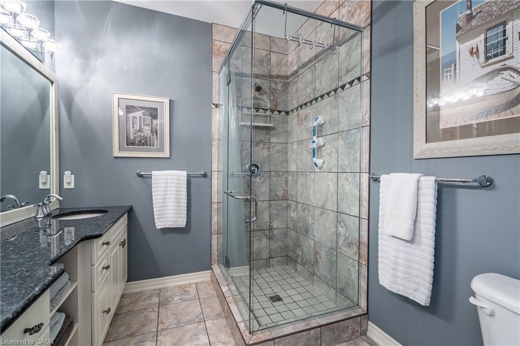 56 Videl Crescent N Property Photo 14