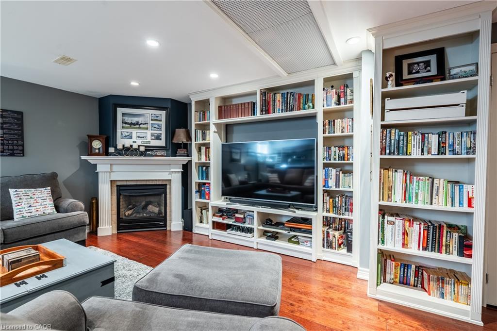 56 Videl Crescent N Property Photo 18