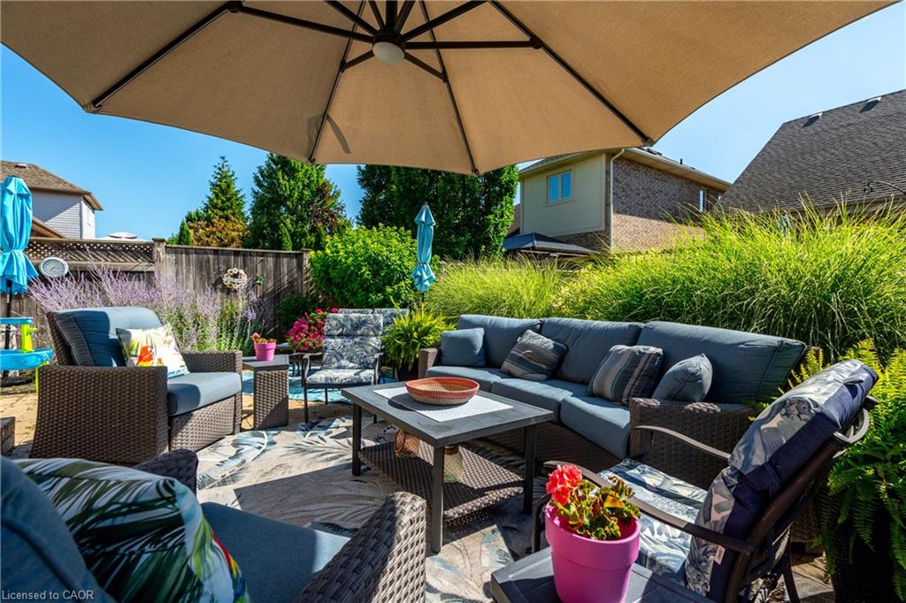 56 Videl Crescent N Property Photo 31