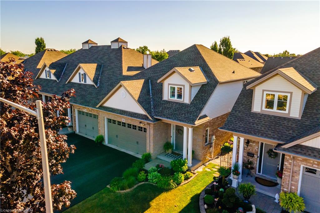 56 Videl Crescent N Property Photo 32