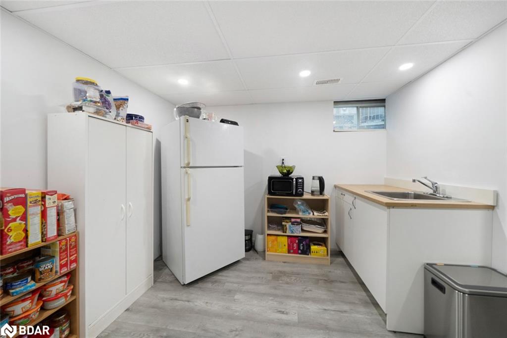 14 Maple Court Property Photo 20