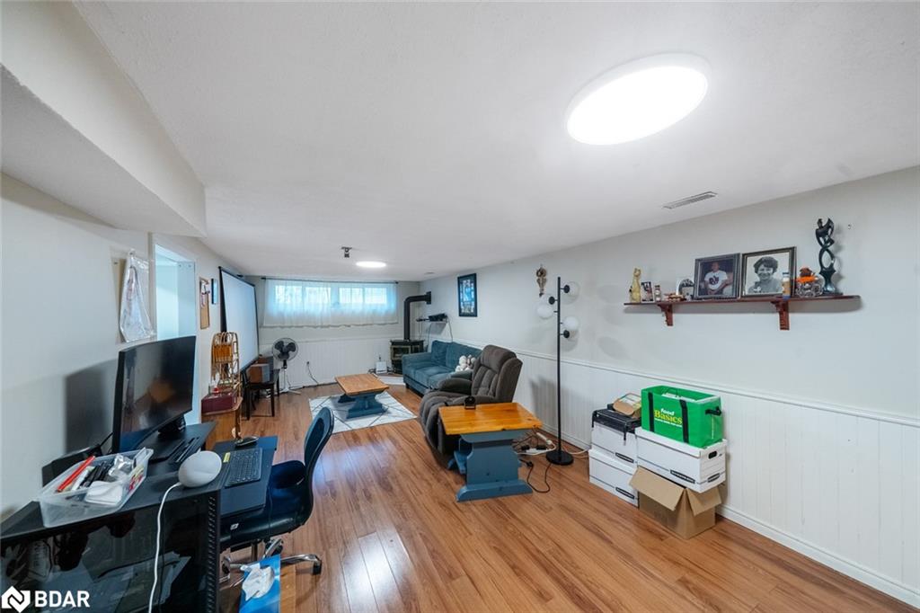 14 Maple Court Property Photo 24