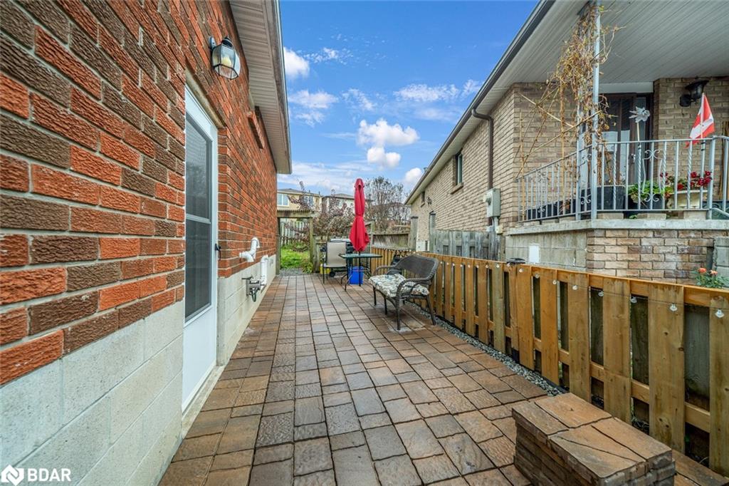 14 Maple Court Property Photo 28