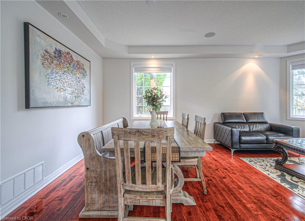 47 Dellgrove Circle Property Photo 6