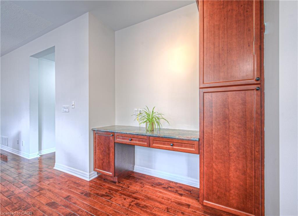 47 Dellgrove Circle Property Photo 16