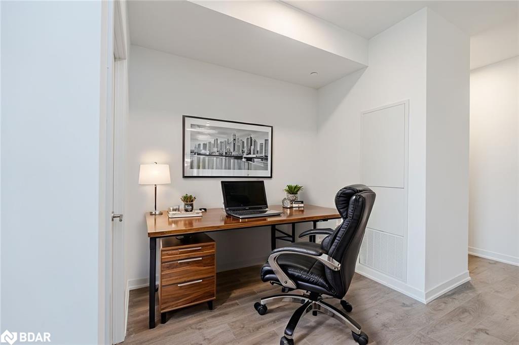 1001-39 Mary Street Property Photo 5