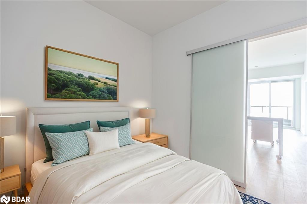 1001-39 Mary Street Property Photo 8