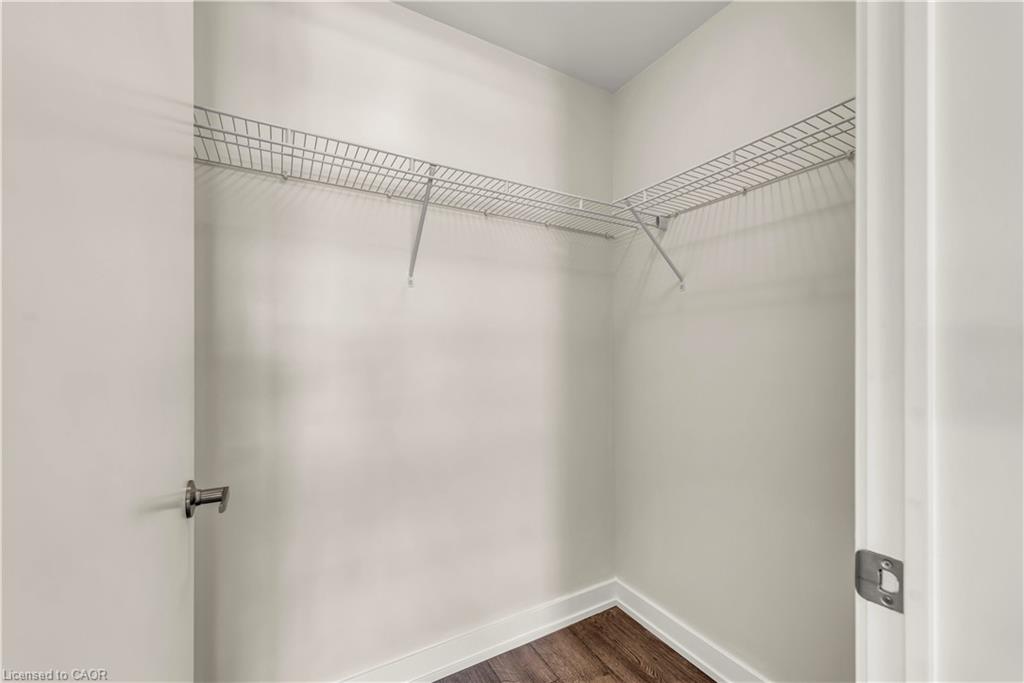 520-2486 Old Bronte Road Property Photo 20