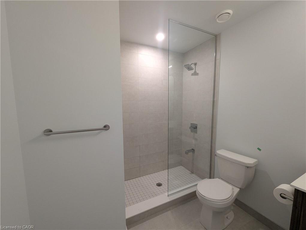 810-15 Richardson Street Property Photo 18